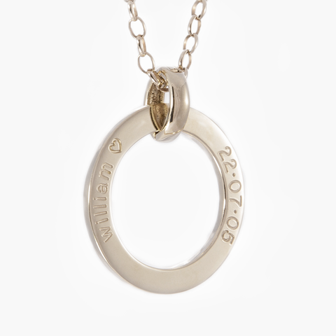 Unique and personalised gold gift jewellery 